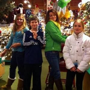 Meet your Posher, Christopher